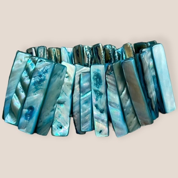 Jewelry - Vintage Turquoise Color Stone Style Bohemian Indie Western Elastic Cuff Bracelet